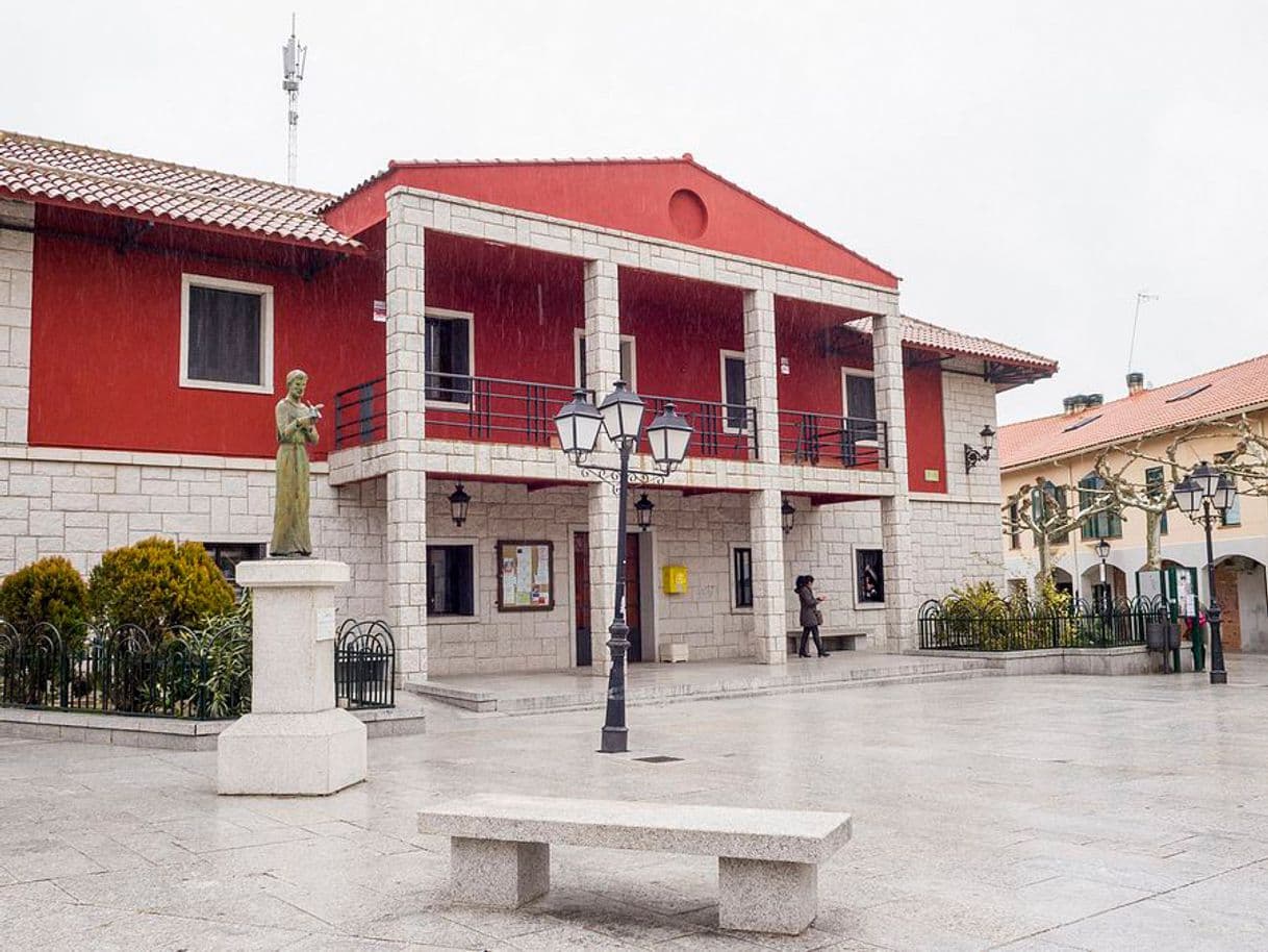 Place Ayuntamiento de la Cabrera