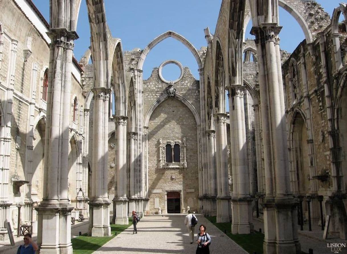 Lugar Convento do Carmo