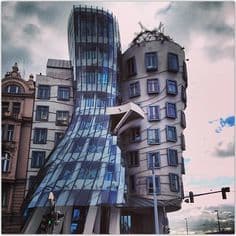 Lugar Dancing House