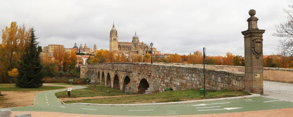 Place Puente Romano