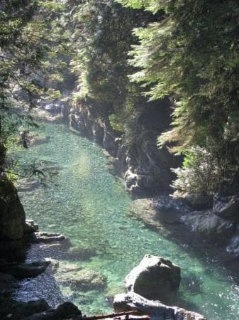 Lugar Lynn Canyon Park