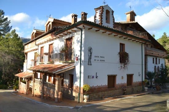 Lugar Hotel Rural Convento Santa María de la Sierra