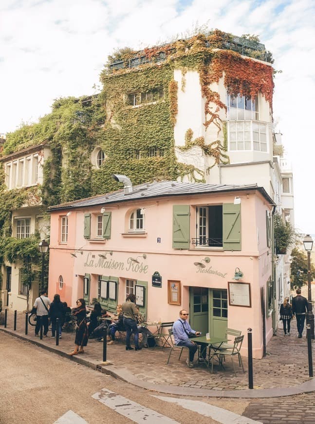 Place La Maison Rose