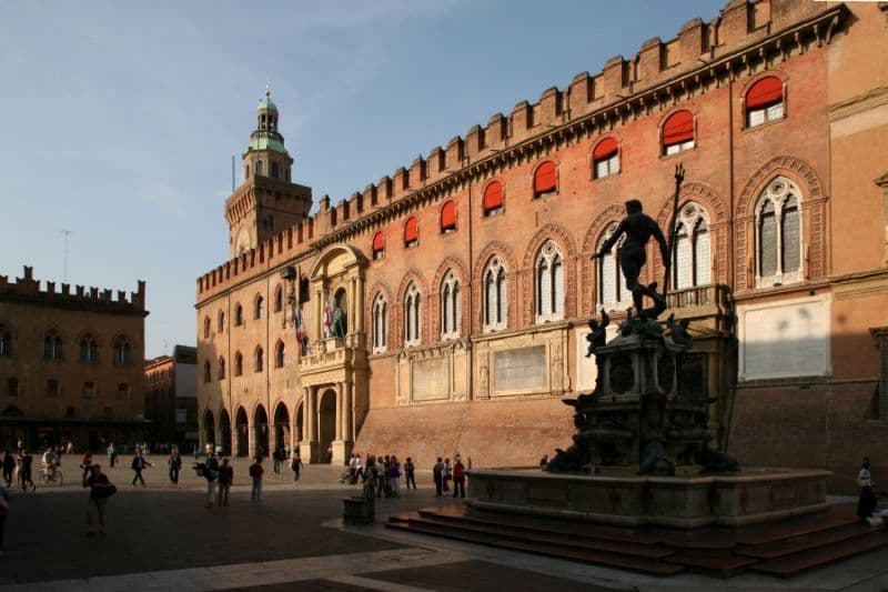 Lugar Palacio de Accursio