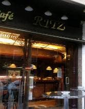 Lugar Cafetería Ritz