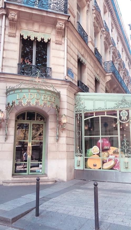 Restaurants Ladurée Paris Champs Elysées