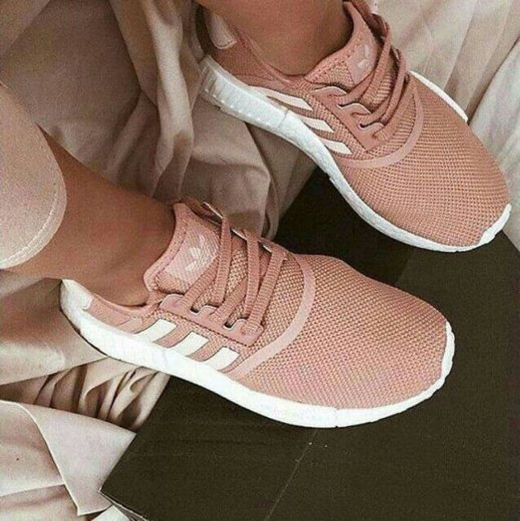 Fashion Tênis da adidas rosa ❤ 