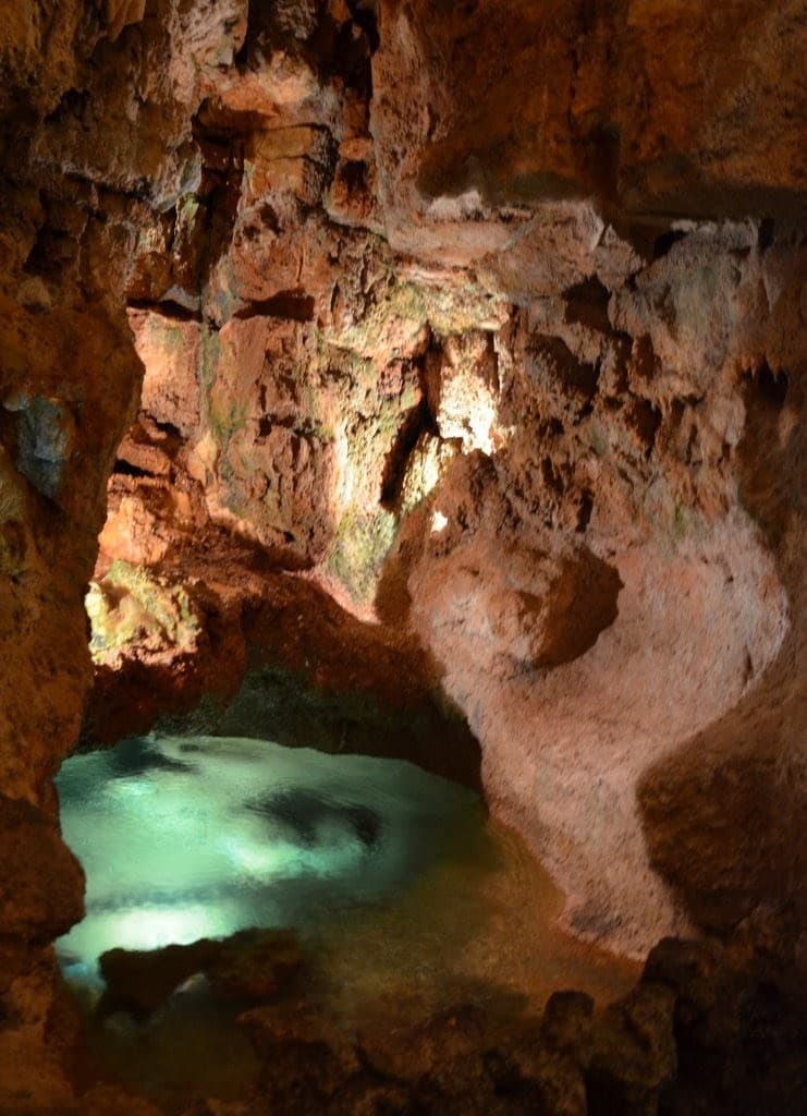 Lugar Rua das Grutas