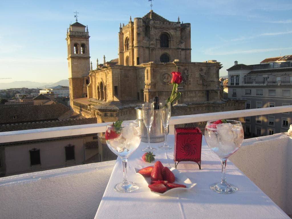 Lugar Hotel Los Jerónimos