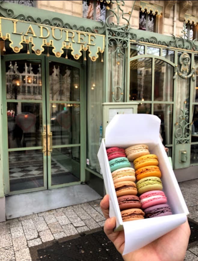 Restaurants Ladurée Paris Champs Elysées