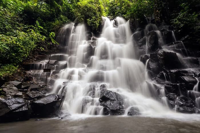 Place Kanto Lampo Waterfall