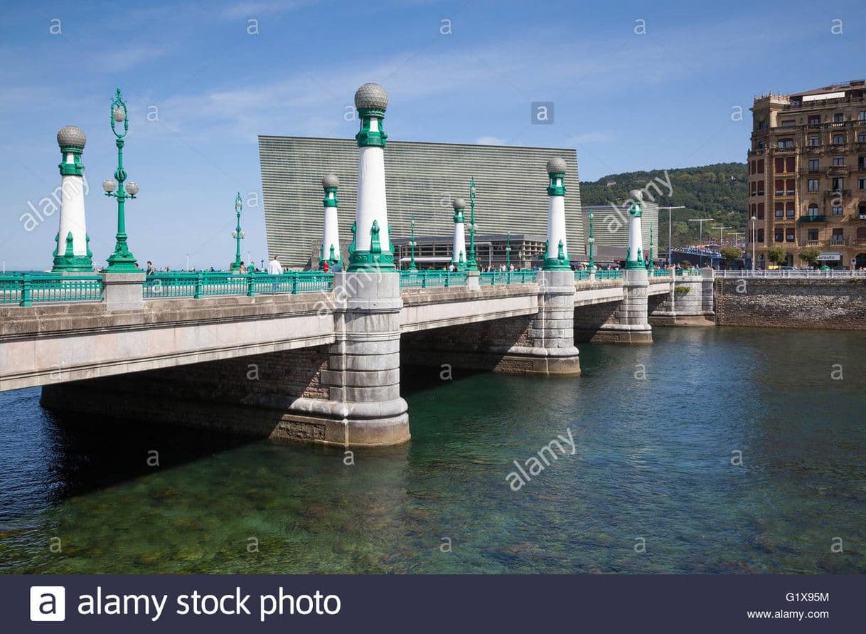 Lugar Puente del Kursaal