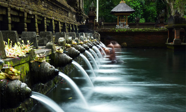 Lugar Pura Tirta Empul