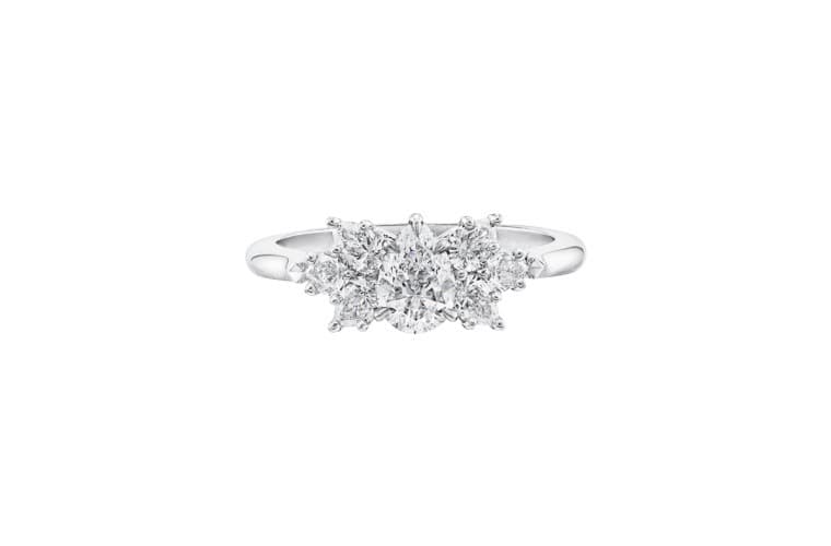 Fashion Pear-Shaped Cluster Diamond Engagement Ring HARRY WINSTON