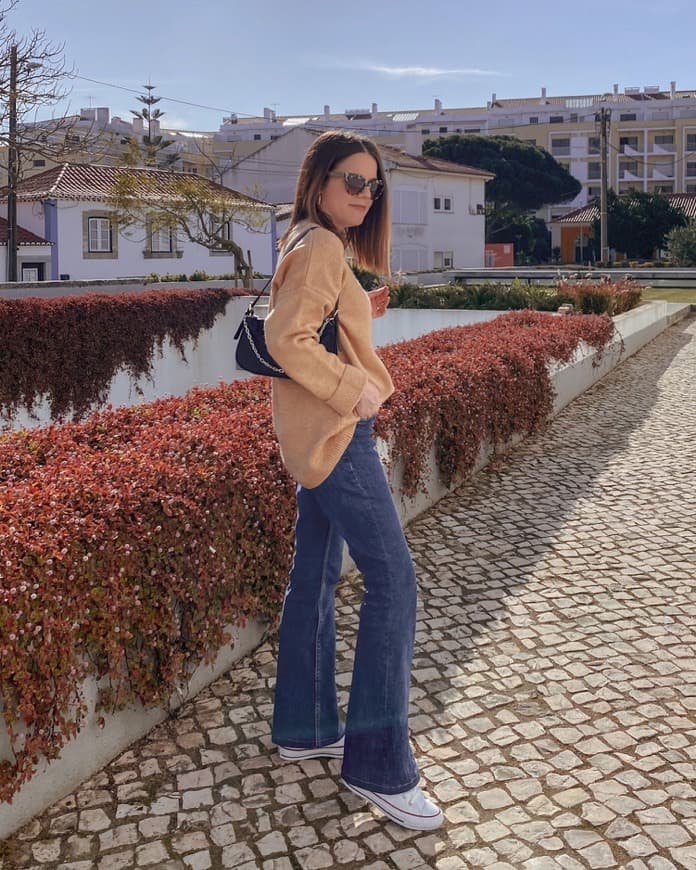 Moda Mango flare jeans