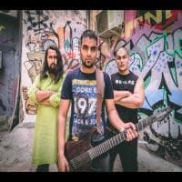 Canción INDIAN STREET METAL ("Ari Ari" ft. Raoul Kerr) - Bloodywood ...