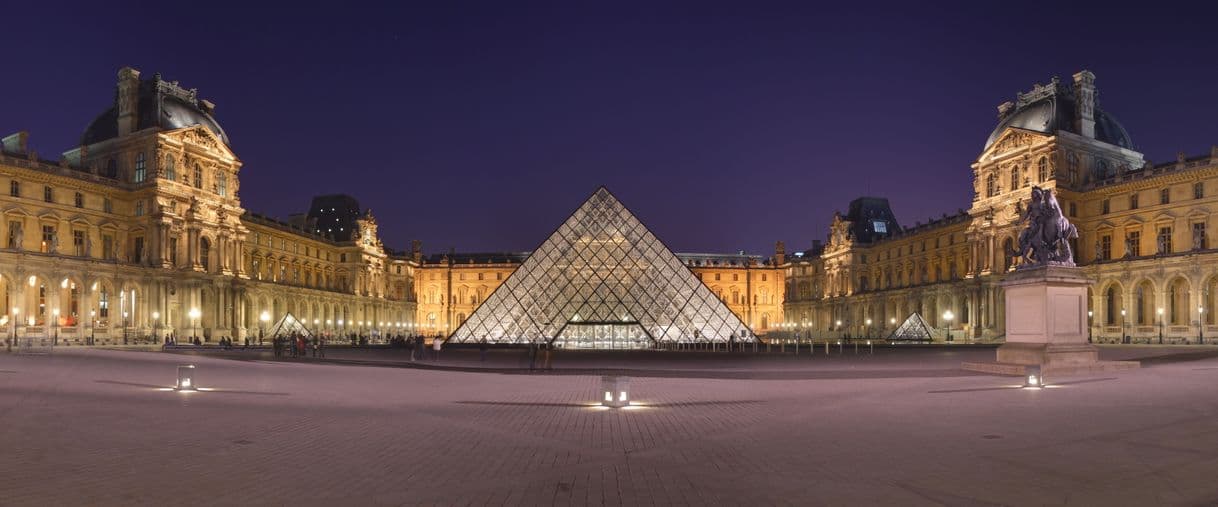 Place Museo del Louvre