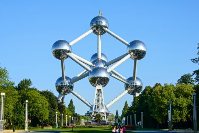 Lugar Atomium