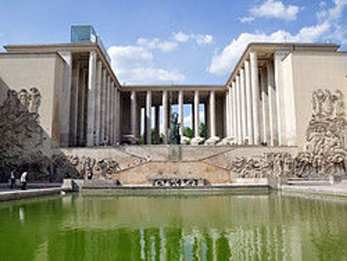 Lugar Museo de Arte Moderno de París