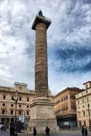 Place Columna de Marco Aurelio