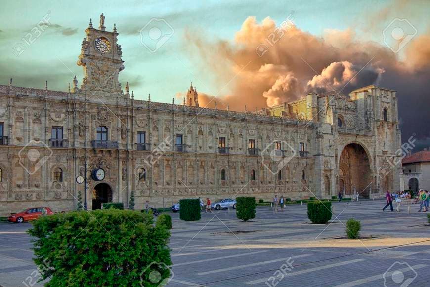 Place Plaza de San Marcos