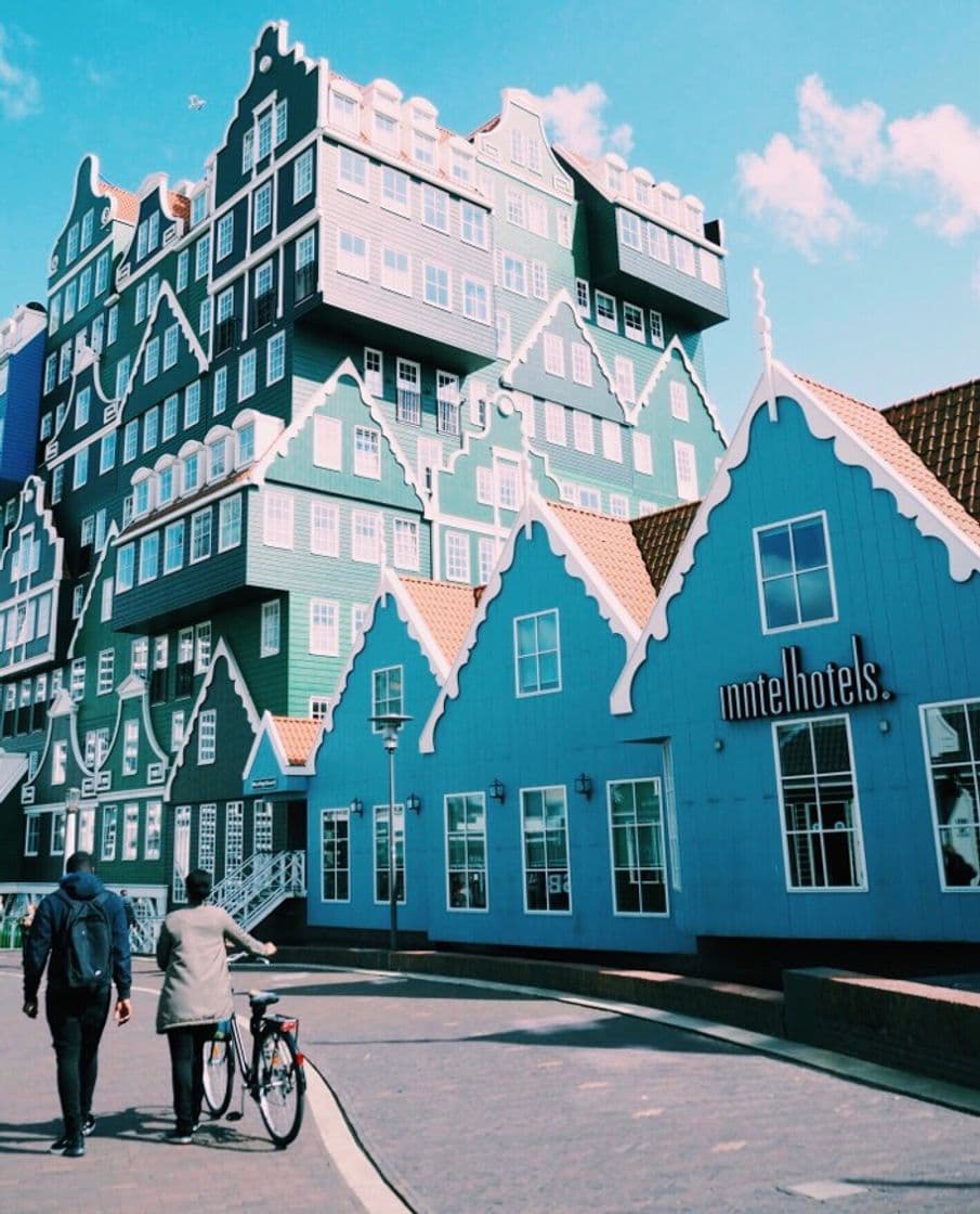 Place Zaandam