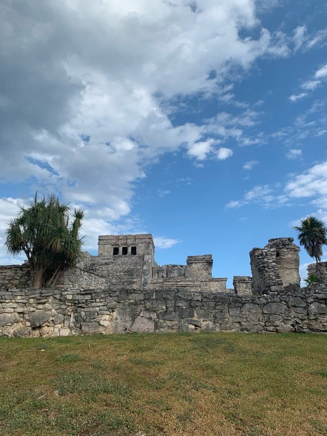 Lugar Ruinas Mayas