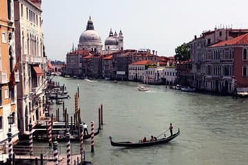 Lugar Ponte dell'Accademia