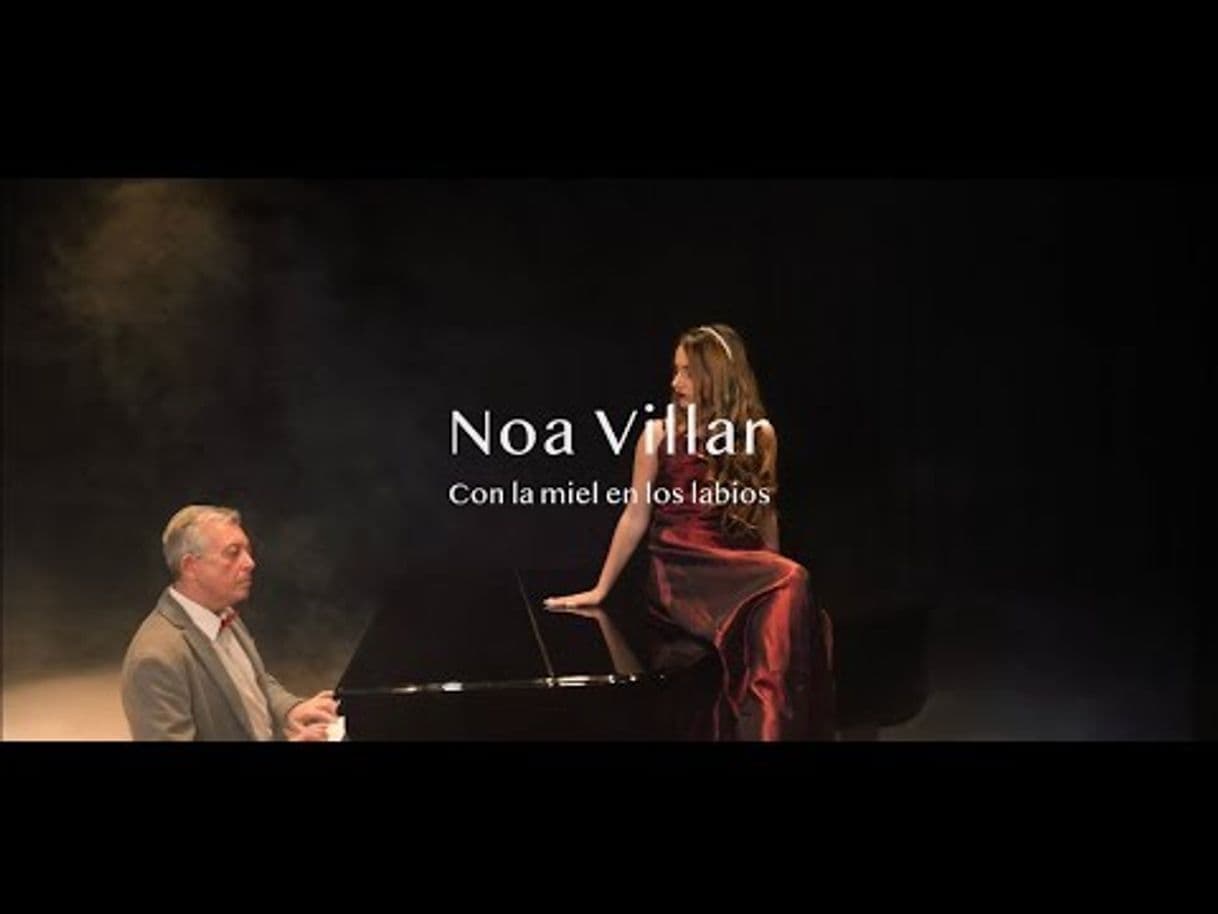 Moda Con la miel en los labios - Noa Villar (COVER) YouTube🤎