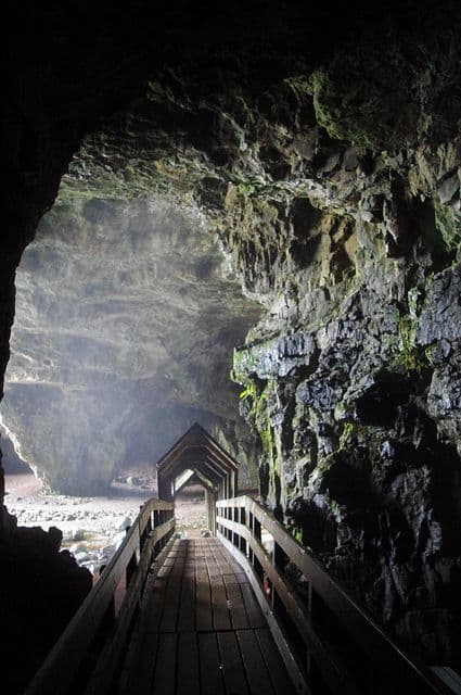 Place Smoo Cave