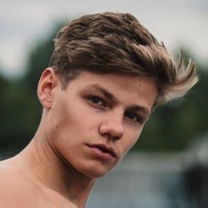 Fashion Florian Maček (@florianmacek) • Instagram photos and videos