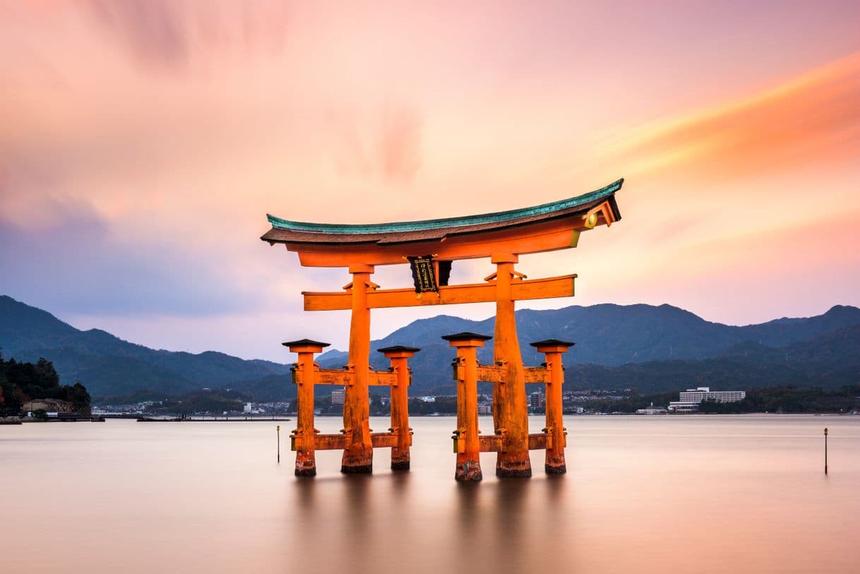 Place Itsukushima Shrine