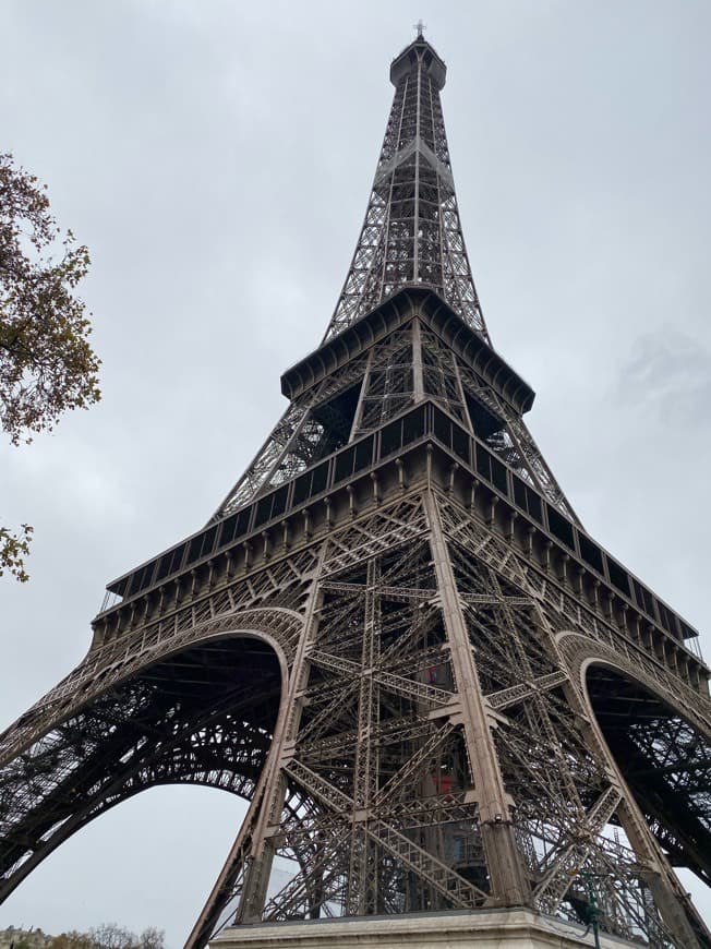 Place Torre Eiffel