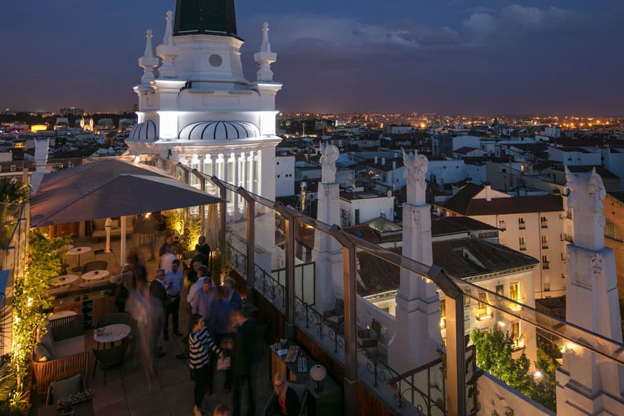 Lugar Radio Rooftop Bar Madrid