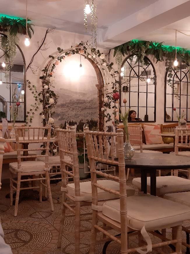 Restaurantes El jardín de Gloria