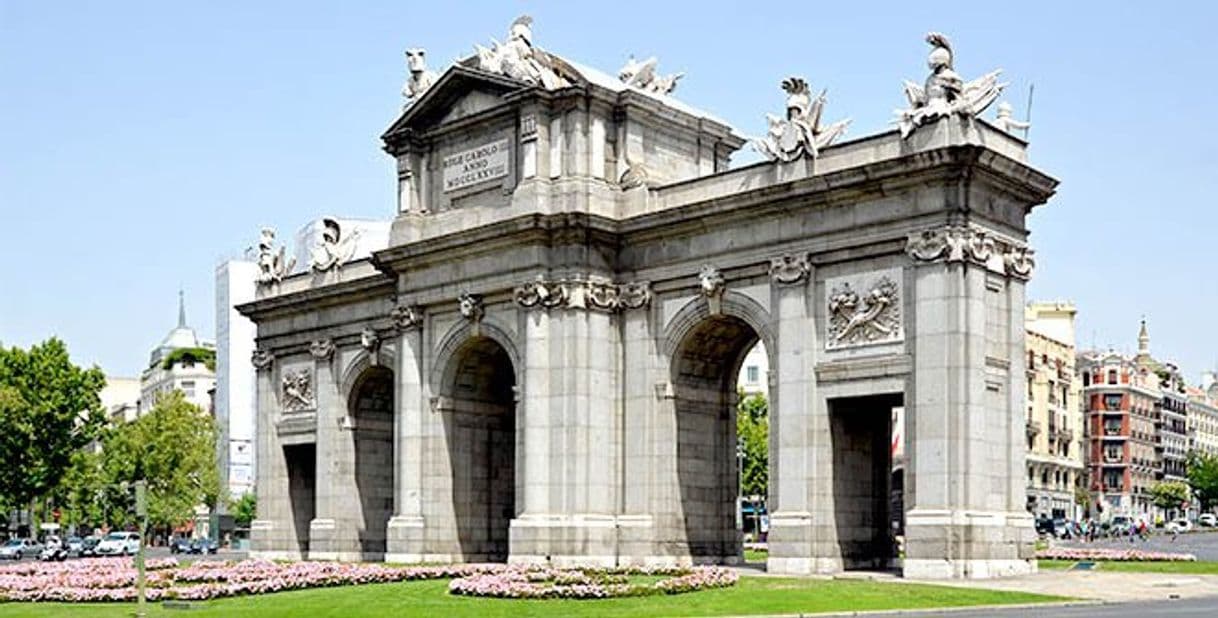 Place Puerta de Alcalá