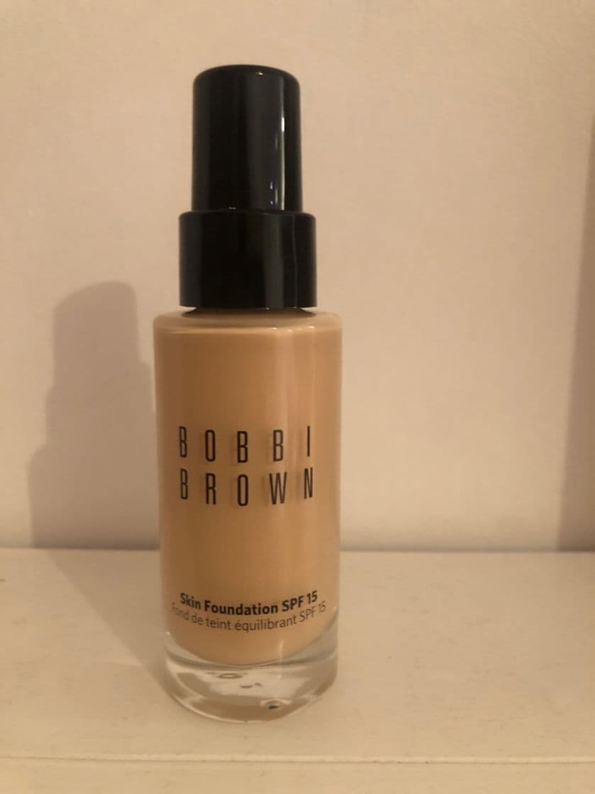 Moda Skin Foundation SPF15 30 ml | Juleriaque