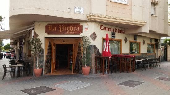 Restaurantes Mesón La Piedra