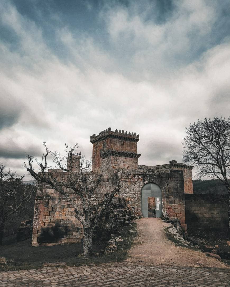 Place Castillo de Pambre