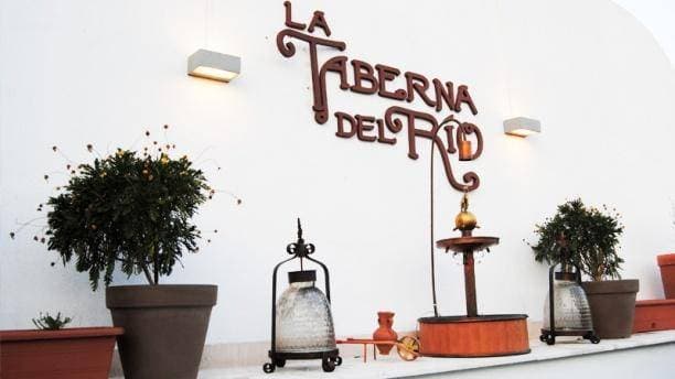 Restaurants La Taberna del Río