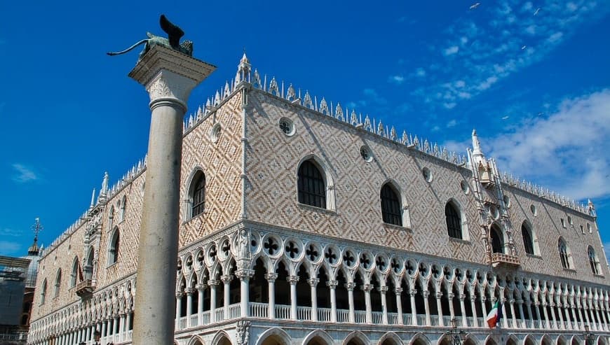 Lugar Palacio Ducal de Venecia