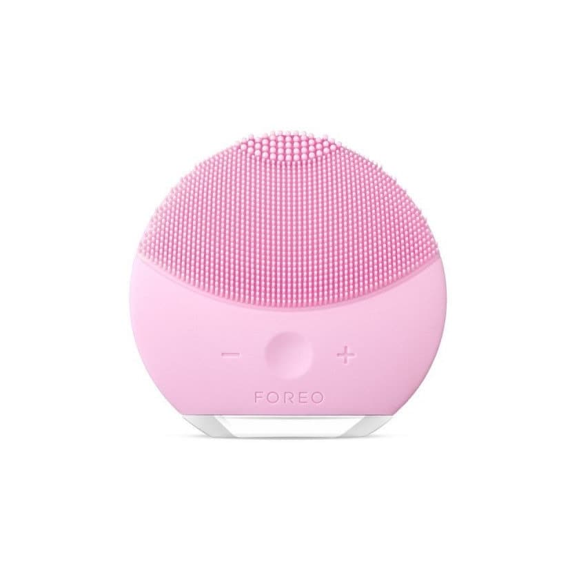 Belleza LUNA mini 2 de FOREO es el limpiador facial con modo anti-edad.