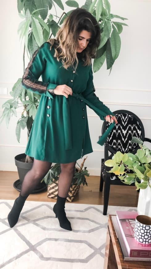 Product Vestido verde com renda preto