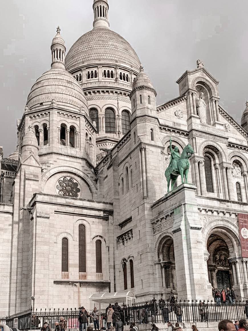 Place Sacre Coeur Cathedral