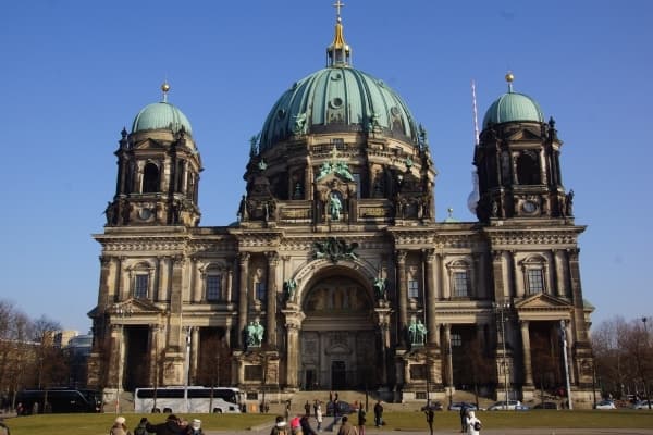 Lugar Catedral de Berlín