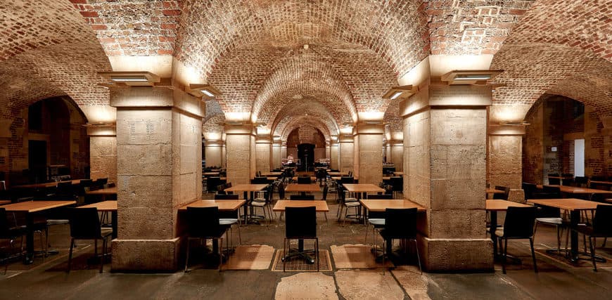 Restaurants Café in the Crypt