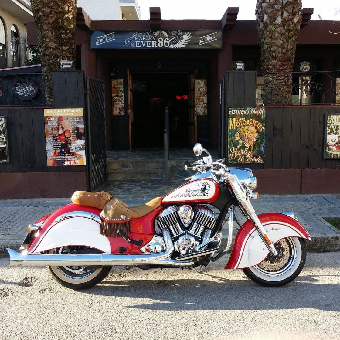 Restaurantes Taberna Harley Ever 86 de Laredo