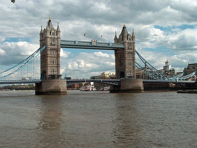 Place London Bridge