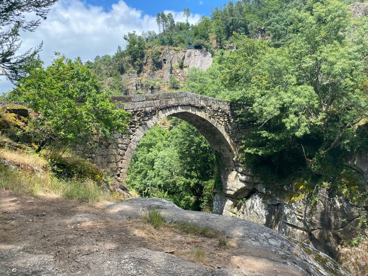 Place Ponte do Diabo