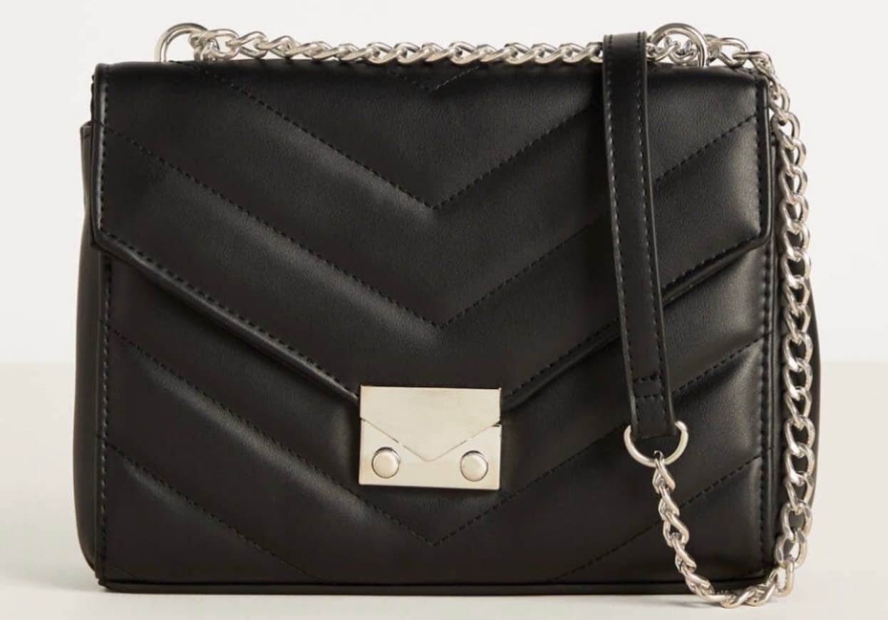 Product Bolso acolchado negro BERSHKA 